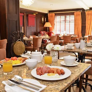 celtic-lodge-guesthouse-restaurant-bar.dublin-hotelsweb.com/